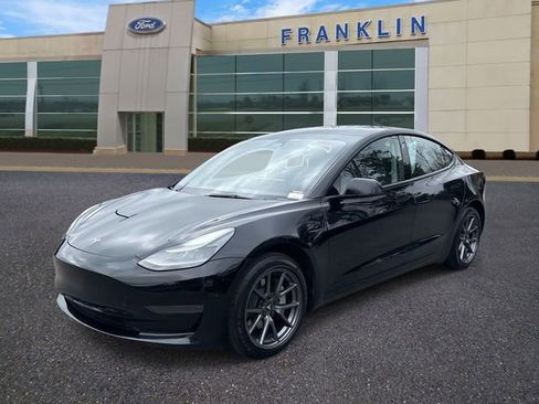 Used 2022 Tesla Model 3 image 3