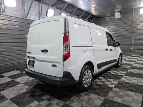 Used 2016 Ford Transit Connect XLT image 5