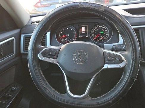 Used 2021 Volkswagen Atlas SE image 20