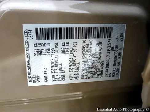 Used 2024 Nissan Rogue SV image 36