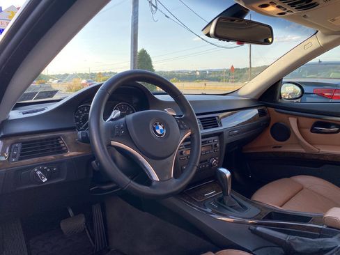 Used 2009 BMW 335i Coupe image 10