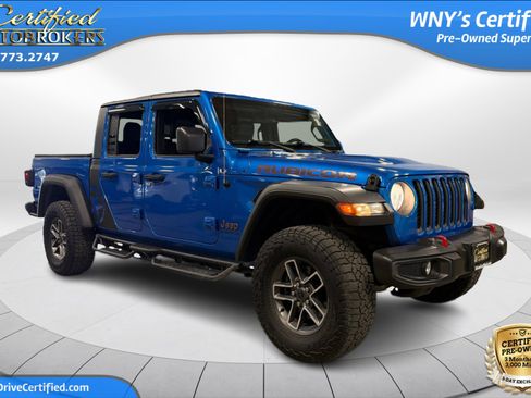 Used 2021 Jeep Gladiator Rubicon w/ Trailer Tow Package AWD/4WD image 3