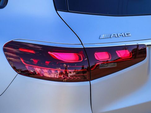 New 2026 Mercedes-Benz GLS 63 AMG 4MATIC image 8