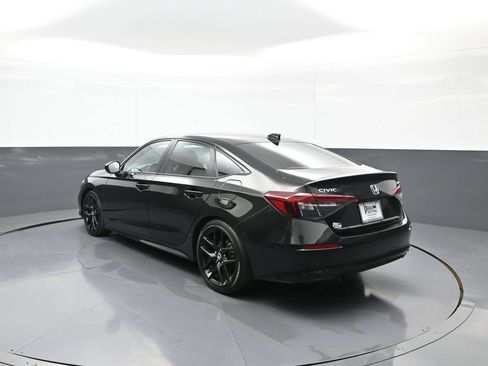 Certified 2025 Honda Civic Sport image 8