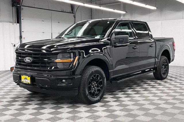 Used 2025 Ford F150 XLT w/ Equipment Group 301A Standard AWD/4WD image 11