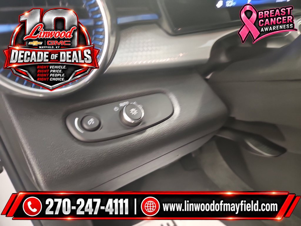 Used 2026 Chevrolet Trax LT FWD image 17