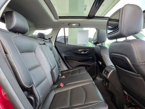 Used 2019 GMC Terrain Denali w/ Driver Alert Package II AWD/4WD image 23