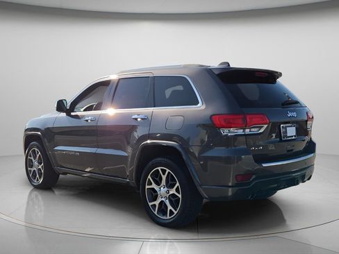 Used 2019 Jeep Grand Cherokee Overland AWD/4WD image 6