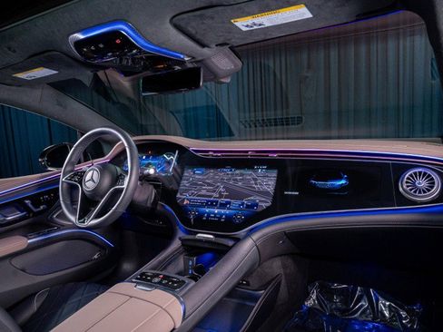 Certified 2023 Mercedes-Benz EQS 580 4MATIC Sedan image 4