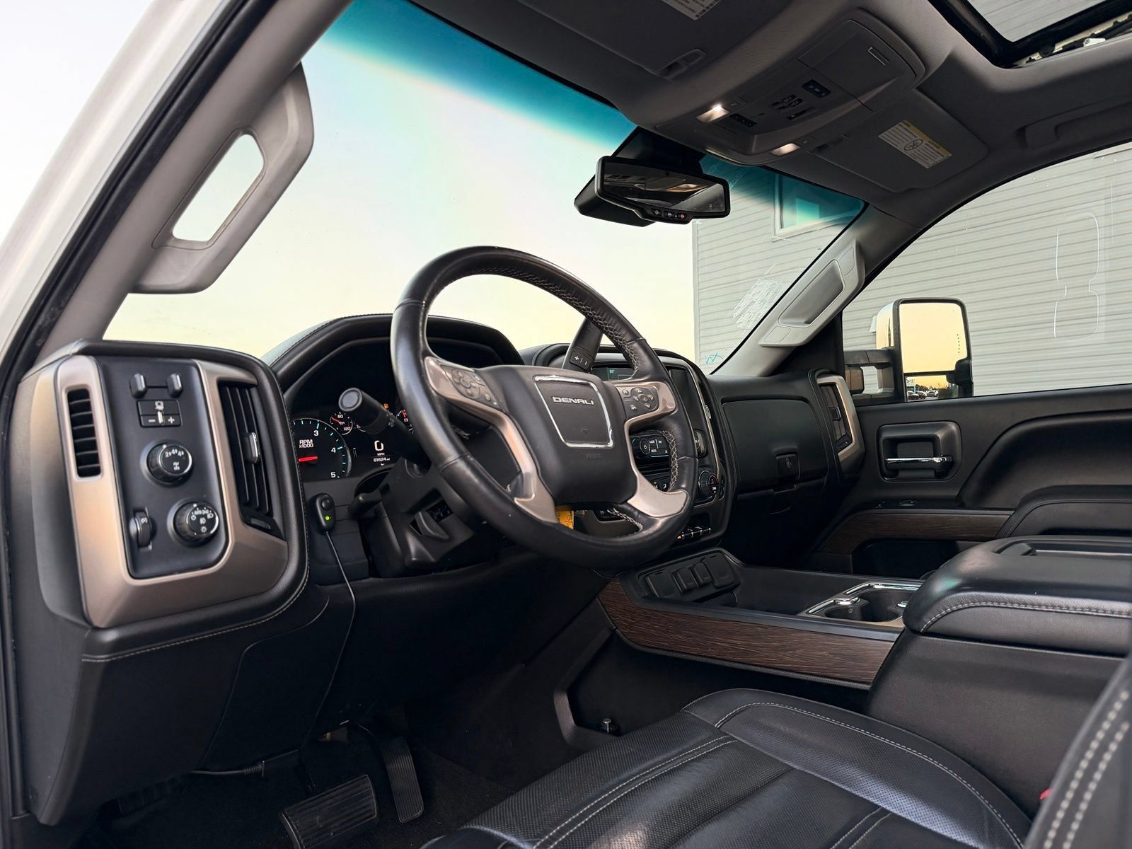 Used 2017 GMC Sierra 2500 Denali w/ Duramax Plus Package AWD/4WD image 24