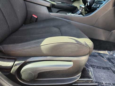 Used 2020 Kia Optima LX image 17