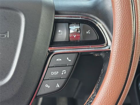 Used 2022 Lincoln Nautilus Reserve FWD image 27