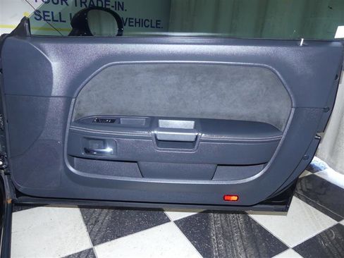 Used 2012 Dodge Challenger SRT8 image 22