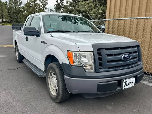 Used 2012 Ford F150 XL w/ Trailer Tow Pkg RWD image 2