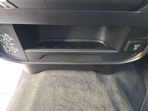 Used 2024 RAM 2500 Laramie image 19