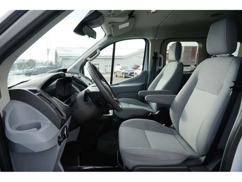 Used 2015 Ford Transit 150 XLT image 12