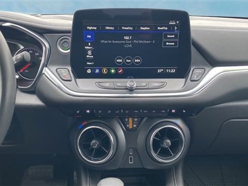 Used 2025 Chevrolet Blazer LT w/ Convenience Package image 10