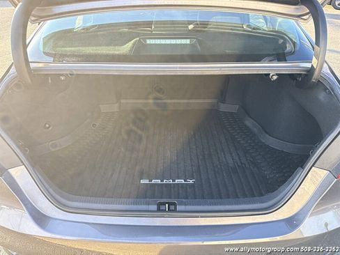 Used 2022 Toyota Camry LE image 15