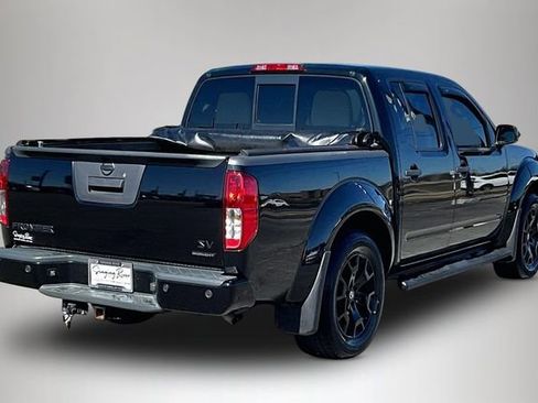 Used 2019 Nissan Frontier SV w/ Value Truck Package image 5