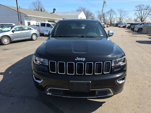 Used 2020 Jeep Grand Cherokee Limited w/ Luxury Group II image 9