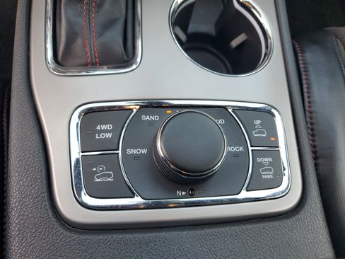 Used 2021 Jeep Grand Cherokee Trailhawk image 29