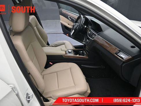 Used 2012 Mercedes-Benz E 350 4MATIC Sedan image 30