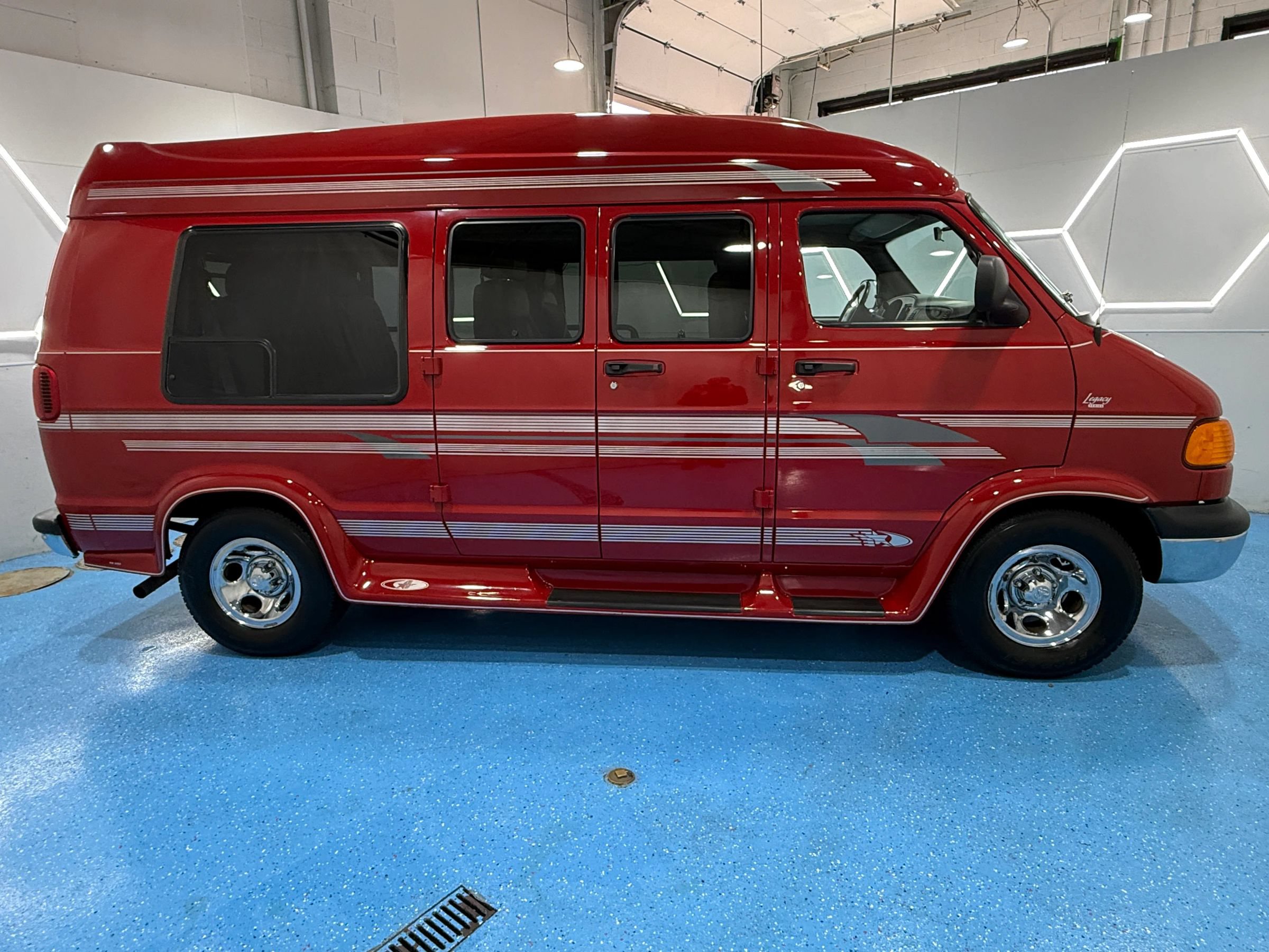Used 2001 Dodge B1500 RWD image 4