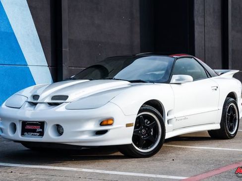 Used 2002 Pontiac Firebird Trans Am image 32