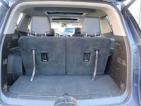 Used 2019 GMC Acadia SLT image 26