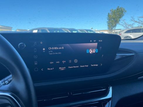 Used 2025 Buick Envista Sport Touring image 17