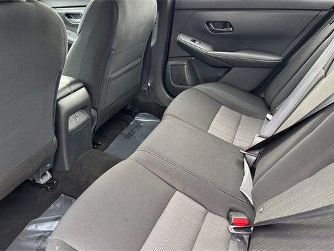 Used 2025 Nissan Sentra SV image 14