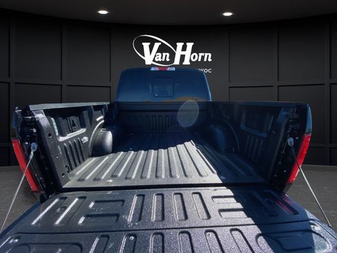 Used 2017 Ford F150 XLT w/ Equipment Group 302A Luxury AWD/4WD image 26