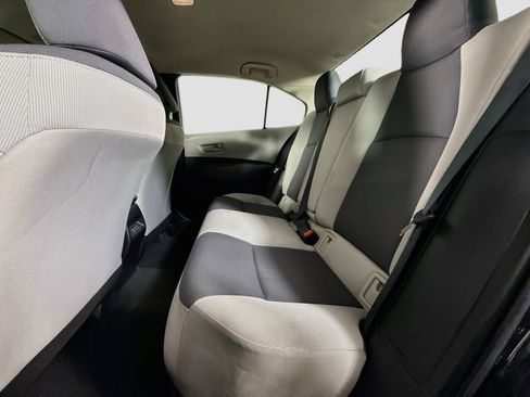 Used 2025 Toyota Corolla LE FWD image 25