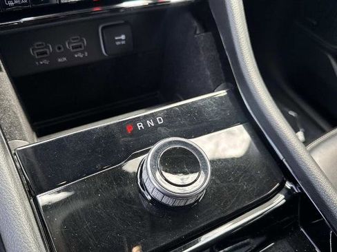 Used 2021 Jeep Grand Cherokee L Limited RWD image 27
