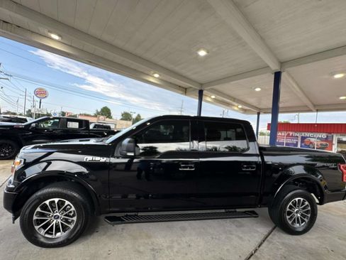 Used 2019 Ford F150 XLT w/ Equipment Group 302A Luxury AWD/4WD image 4