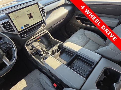 Used 2024 Toyota Tundra Limited image 12