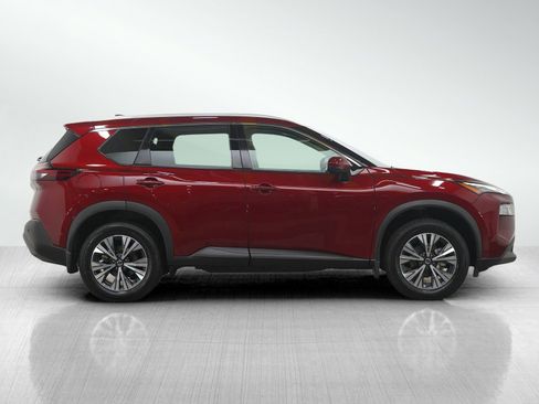 Used 2021 Nissan Rogue SV w/ Premium Package image 6