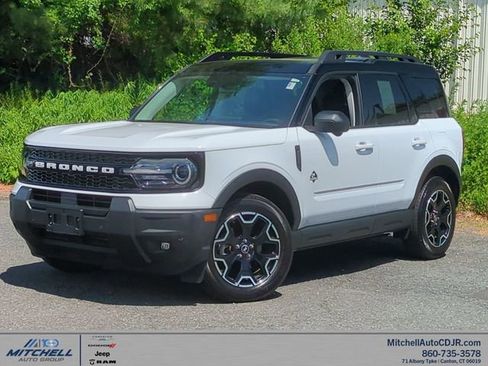 Used 2025 Ford Bronco Sport Outer Banks w/ Outer Banks Tech Package+ AWD/4WD image 1
