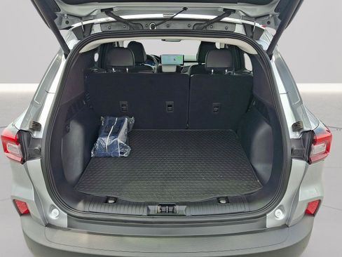 Used 2023 Ford Escape Platinum AWD/4WD image 25