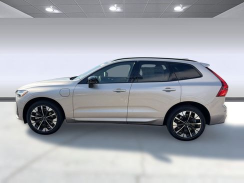 Certified 2026 Volvo XC60 T8 Plus w/ Protection Package Premier AWD/4WD image 2