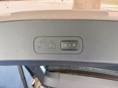 New 2026 Lincoln Aviator Reserve AWD/4WD image 23