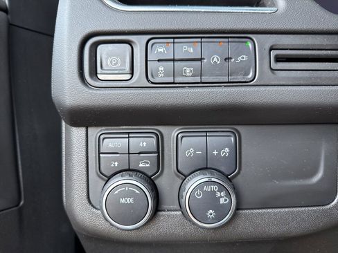 Used 2022 Chevrolet Tahoe RST w/ Luxury Package image 49