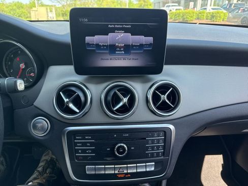 Used 2018 Mercedes-Benz GLA 250 image 11