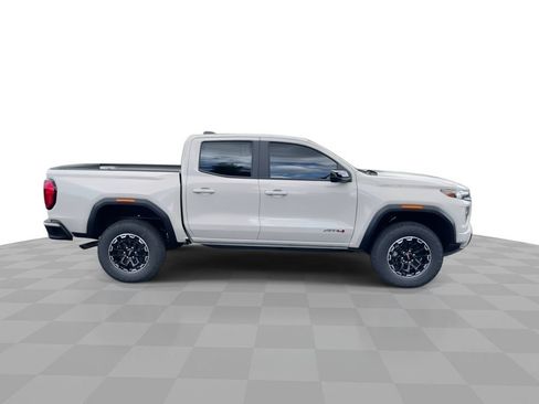 New 2026 GMC Canyon AT4 w/ Technology Plus Package AWD/4WD image 9