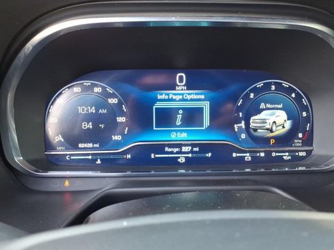 Used 2024 Chevrolet Tahoe LT RWD image 8
