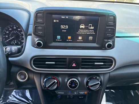 Used 2019 Hyundai Kona SEL image 16