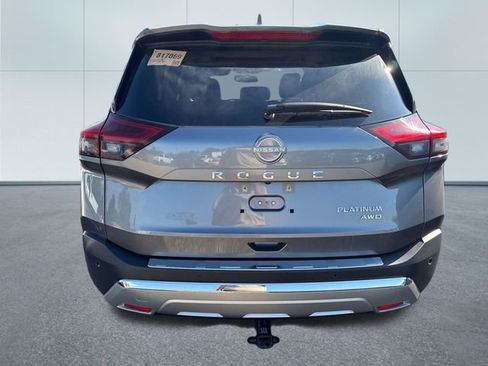 Used 2023 Nissan Rogue Platinum AWD/4WD image 3