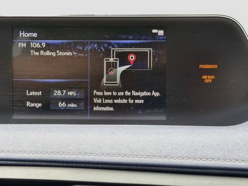 Used 2019 Lexus UX 200 w/ Premium Package FWD image 31