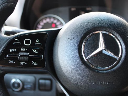 Used 2023 Mercedes-Benz Sprinter 2500 image 22