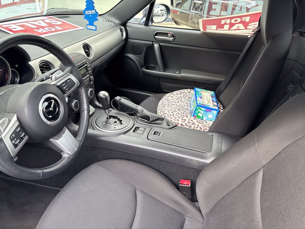 Used 2012 MAZDA MX-5 Miata Touring RWD image 10